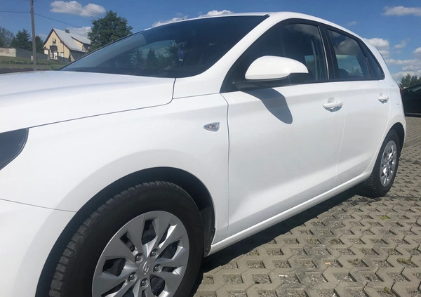 Hyundai I30 cena 48500 przebieg: 160000, rok produkcji 2020 z Daleszyce małe 631